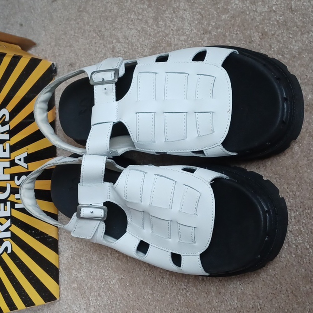 WS1- Skechers Women's White Fisherman Sandal - sz 9 Medium- NWOT - Picture 3 of 13